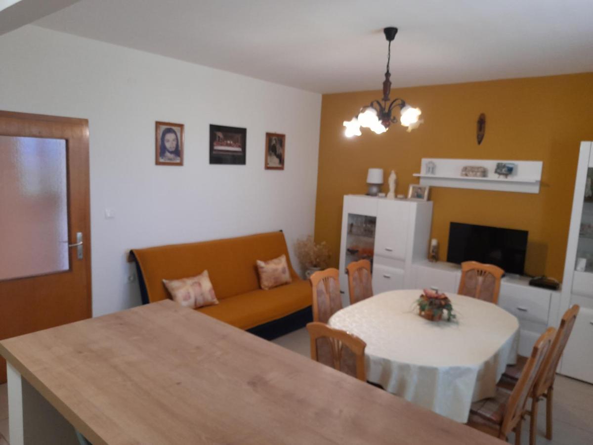 Апартаменты Apartman Lipa Сень Экстерьер фото